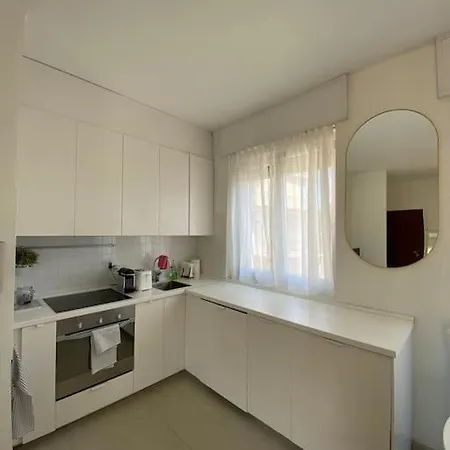 Bilocale Ultimo Piano Con Doppio Terrazzo 公寓 *